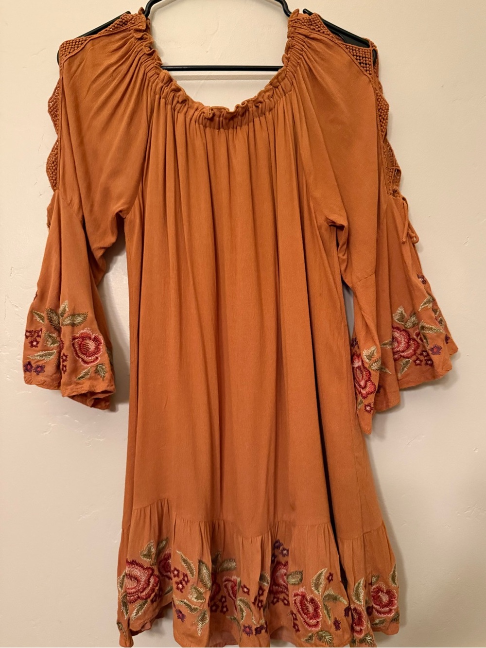 Umgee Burnt Orange Embroidered Boho Cold Shoulder Mini Dress Small